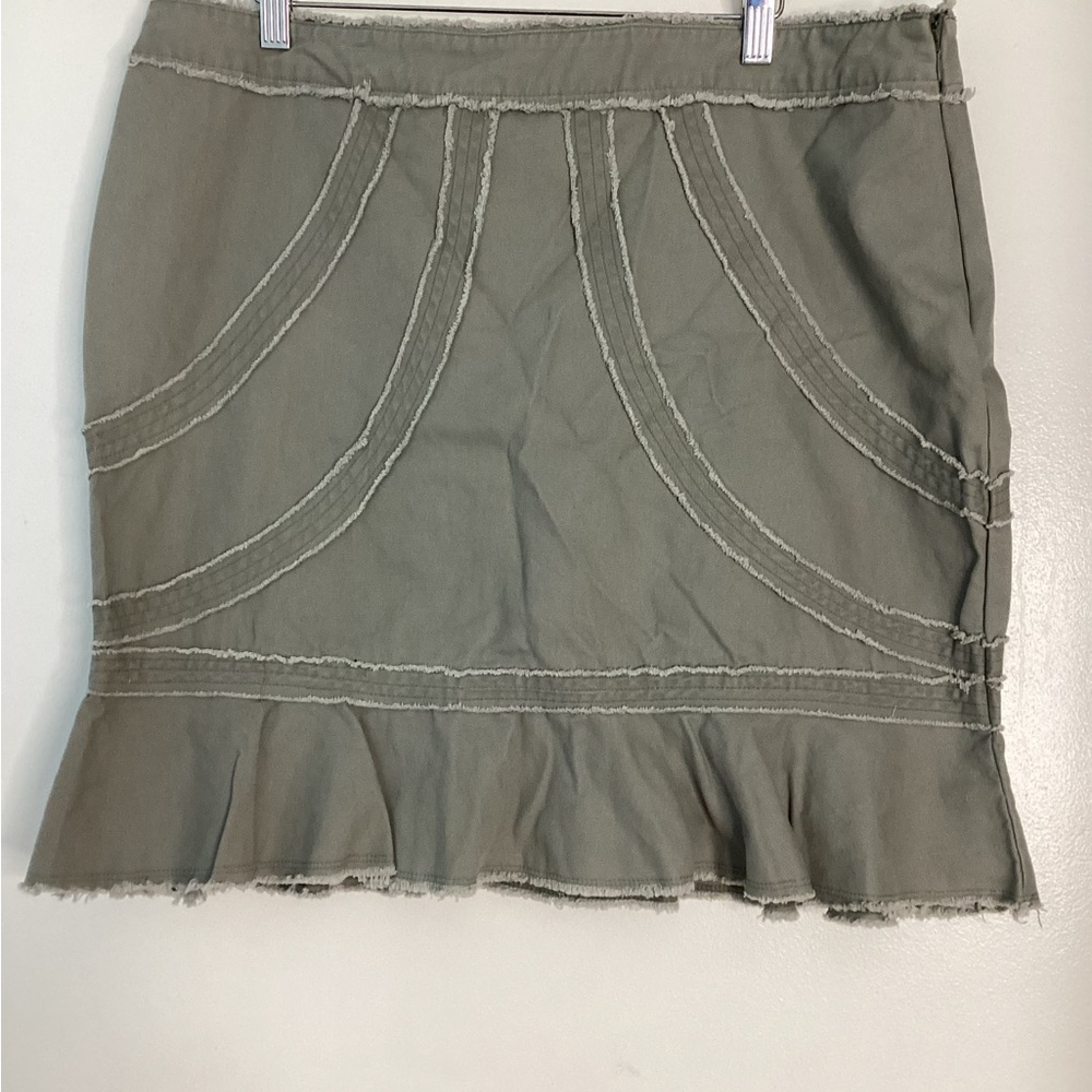 NWOT Xhilaration Silver Light Gray Mini Denim Skirt with Ruffled Hem 16/17
